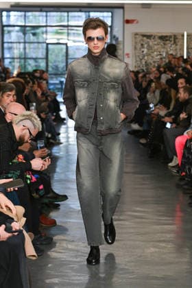 Milan, Milan Men s Fashion Week: Fall Winter 2026 - Men s Fashion, Fall Winter 2026 - David Catalan fashion show. Fashion show photo: model  Copyright: xSimonaxChiocciax xipa-agency.netx xFotosickix IPA_Agency_IPA70286976