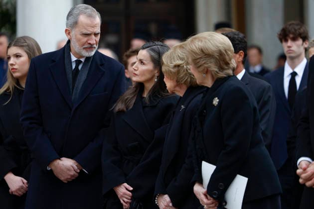 Spanish King Felipe VI (2L), Queen Letizia (3L), infanta Sofia (L), former Queen Sofia (2R) and Queen Anne-Marie of Greece (R) after attending to the mass funeral of Princess Irene of Greece and Denmark held at the Metropolitan cathedreal of Athens, Greece on 19 January 2026. Princess Irene of Greece and Denmark died in Madrid last 15 January. Funeral of Princess Irene of Greece and Denmark in Athens !ACHTUNG: NUR REDAKTIONELLE NUTZUNG!  Copyright: xMariscalx GRAF1242 20260119-55019107527_1