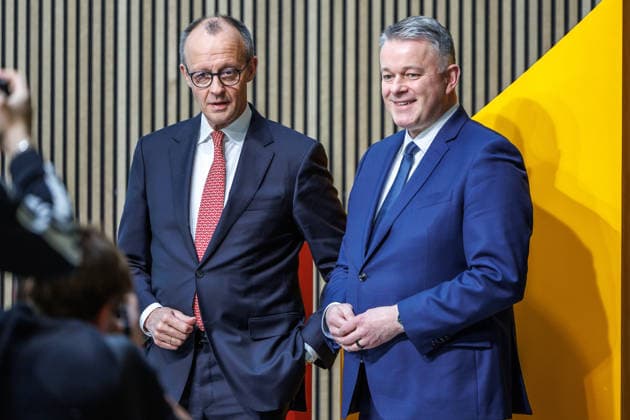 Pressekonferenz CDU CSU Pressekonferenz mit dem Bundeskanzler sowie Parteivorsitzenden der CDU Deutschlands, Friedrich Merz MdB und dem Landes- und Fraktionsvorsitzenden sowie Spitzenkandidaten der CDU Rheinland-Pfalz, Gordon Schnieder MdL am 19.01.2026 in Berlin. Berlin Berlin Deutschland Bundestag *** Press conference CDU CSU Press conference with the Federal Chancellor and party chairman of the CDU Germany, Friedrich Merz MdB and the state and parliamentary group chairman and top candidate of the CDU Rhineland-Palatinate, Gordon Schnieder MdL on 19 01 2026 in Berlin Berlin Berlin Germany Bundestag