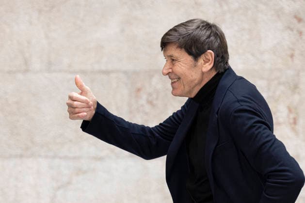 MFW - Menswear Fall Winter 2026-27 ARMANI Photocall MILAN, ITALY - JANUARY 19: Gianni Morandi arrives at the Giorgio Armani fashion show during the Milan Fashion Week - Menswear Fall Winter 2026-2027 on January 19, 2026 in Milan, Italy. Photo by Marco Piovanotto Abacapress.com  Copyright: xPiovanottoxMarco ABACAx