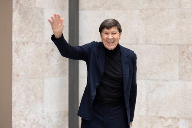 MFW - Menswear Fall Winter 2026-27 ARMANI Photocall MILAN, ITALY - JANUARY 19: Gianni Morandi arrives at the Giorgio Armani fashion show during the Milan Fashion Week - Menswear Fall Winter 2026-2027 on January 19, 2026 in Milan, Italy. Photo by Marco Piovanotto Abacapress.com  Copyright: xPiovanottoxMarco ABACAx
