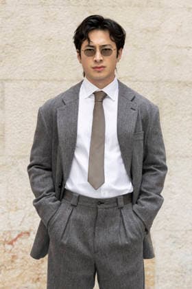 MFW - Menswear Fall Winter 2026-27 ARMANI Photocall MILAN, ITALY - JANUARY 19: Hudson Williams arrives at the Giorgio Armani fashion show during the Milan Fashion Week - Menswear Fall Winter 2026-2027 on January 19, 2026 in Milan, Italy. Photo by Marco Piovanotto Abacapress.com  Copyright: xPiovanottoxMarco ABACAx