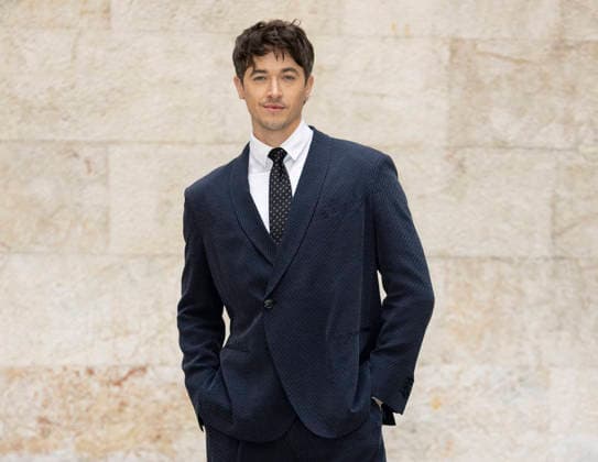 MFW - Menswear Fall Winter 2026-27 ARMANI Photocall MILAN, ITALY - JANUARY 19: Tom Blyth arrives at the Giorgio Armani fashion show during the Milan Fashion Week - Menswear Fall Winter 2026-2027 on January 19, 2026 in Milan, Italy. Photo by Marco Piovanotto Abacapress.com  Copyright: xPiovanottoxMarco ABACAx