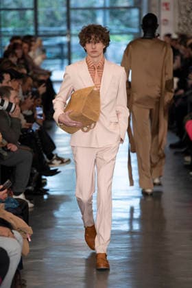 Milan Fashion Week - Men F W 2026-27 Miguel Vieira Fashion Show Catwalk Milan, Italy Milan Fashion Week - Men F W 2026-27 Miguel Vieira Fashion Show Catwalk Milan, Italy 19th January 2026 SGPItalia id 134365_002 Not Exclusive  Copyright: xJohnnyxDallaxLibera SGPx