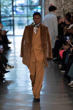 Milan Fashion Week - Men F W 2026-27 Miguel Vieira Fashion Show Catwalk Milan, Italy Milan Fashion Week - Men F W 2026-27 Miguel Vieira Fashion Show Catwalk Milan, Italy 19th January 2026 SGPItalia id 134365_002 Not Exclusive  Copyright: xJohnnyxDallaxLibera SGPx