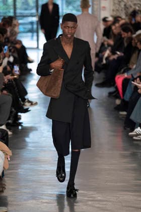 Milan Fashion Week - Men F W 2026-27 Miguel Vieira Fashion Show Catwalk Milan, Italy Milan Fashion Week - Men F W 2026-27 Miguel Vieira Fashion Show Catwalk Milan, Italy 19th January 2026 SGPItalia id 134365_002 Not Exclusive  Copyright: xJohnnyxDallaxLibera SGPx