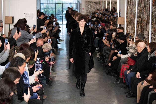 Milan Fashion Week - Men F W 2026-27 Miguel Vieira Fashion Show Catwalk Milan, Italy Milan Fashion Week - Men F W 2026-27 Miguel Vieira Fashion Show Catwalk Milan, Italy 19th January 2026 SGPItalia id 134365_002 Not Exclusive  Copyright: xJohnnyxDallaxLibera SGPx