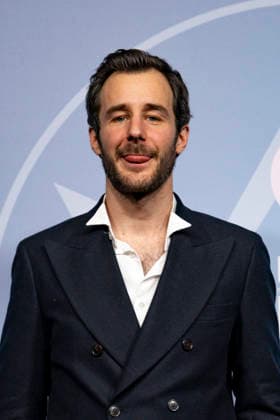 CELEBRITES : Festival International de Comedie - Alpe Huez - 19 01 2026 ALPE D HUEZ, FRANCE - Bertrand Usclat attends the Chers Parents Photocall during the 29th L Alpe d Huez International Comedy Film Festival on January 19, 2026 in Alpe d Huez, France. Photo by Sandrine Thesillat PsNewZ  Copyright: xSandrinexTHESILLATx