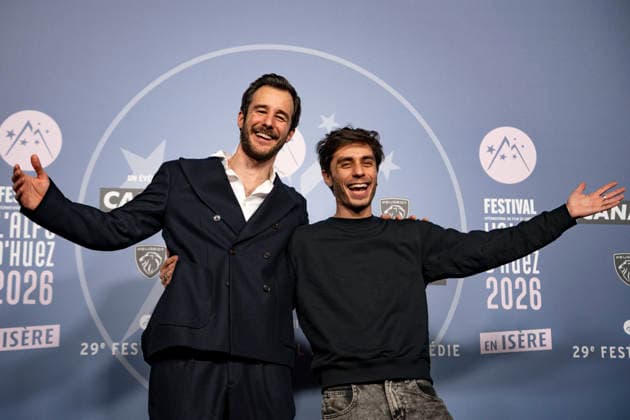 CELEBRITES : Festival International de Comedie - Alpe Huez - 19 01 2026 ALPE D HUEZ, FRANCE - Bertrand Usclat and Martin Darondeau attend the Chers Parents Photocall during the 29th L Alpe d Huez International Comedy Film Festival on January 19, 2026 in Alpe d Huez, France. Photo by Sandrine Thesillat PsNewZ  Copyright: xSandrinexTHESILLATx