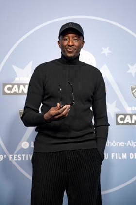 CELEBRITES : Festival International de Comedie - Alpe Huez - 19 01 2026 ALPE D HUEZ, FRANCE - Ahmed Sylla attends the Chers Parents Photocall during the 29th L Alpe d Huez International Comedy Film Festival on January 19, 2026 in Alpe d Huez, France. Photo by Sandrine Thesillat PsNewZ  Copyright: xSandrinexTHESILLATx