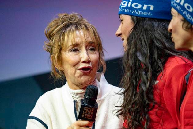 CELEBRITES : Festival International de Comedie - Alpe Huez - 19 01 2026 ALPE D HUEZ, FRANCE - Marie-Anne Chazel attends the Chers Parents Photocall during the 29th L Alpe d Huez International Comedy Film Festival on January 19, 2026 in Alpe d Huez, France. Photo by Sandrine Thesillat PsNewZ  Copyright: xSandrinexTHESILLATx