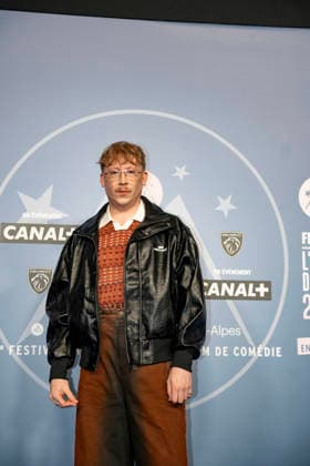 CELEBRITES : Festival International de Comedie - Alpe Huez - 19 01 2026 ALPE D HUEZ, FRANCE - Eddy de Pretto attends the Chers Parents Photocall during the 29th L Alpe d Huez International Comedy Film Festival on January 19, 2026 in Alpe d Huez, France. Photo by Sandrine Thesillat PsNewZ  Copyright: xSandrinexTHESILLATx