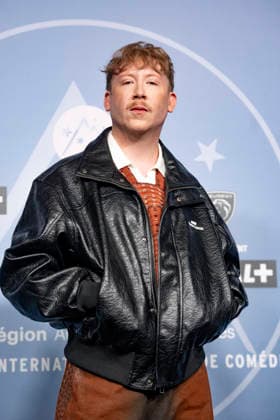 CELEBRITES : Festival International de Comedie - Alpe Huez - 19 01 2026 ALPE D HUEZ, FRANCE - Eddy de Pretto attends the Chers Parents Photocall during the 29th L Alpe d Huez International Comedy Film Festival on January 19, 2026 in Alpe d Huez, France. Photo by Sandrine Thesillat PsNewZ  Copyright: xSandrinexTHESILLATx