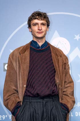 CELEBRITES : Festival International de Comedie - Alpe Huez - 19 01 2026 ALPE D HUEZ, FRANCE - Vassili Schneider attends the Chers Parents Photocall during the 29th L Alpe d Huez International Comedy Film Festival on January 19, 2026 in Alpe d Huez, France. Photo by Sandrine Thesillat PsNewZ  Copyright: xSandrinexTHESILLATx