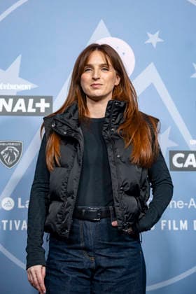 CELEBRITES : Festival International de Comedie - Alpe Huez - 19 01 2026 ALPE D HUEZ, FRANCE - Alisson Wheeler attends the Chers Parents Photocall during the 29th L Alpe d Huez International Comedy Film Festival on January 19, 2026 in Alpe d Huez, France. Photo by Sandrine Thesillat PsNewZ  Copyright: xSandrinexTHESILLATx