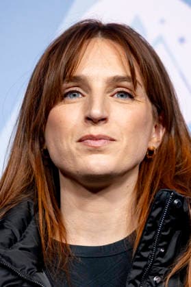 CELEBRITES : Festival International de Comedie - Alpe Huez - 19 01 2026 ALPE D HUEZ, FRANCE - Alisson Wheeler attends the Chers Parents Photocall during the 29th L Alpe d Huez International Comedy Film Festival on January 19, 2026 in Alpe d Huez, France. Photo by Sandrine Thesillat PsNewZ  Copyright: xSandrinexTHESILLATx