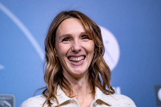 CELEBRITES : Festival International de Comedie - Alpe Huez - 19 01 2026 ALPE D HUEZ, FRANCE - Pauline ClÃ ment attends the Chers Parents Photocall during the 29th L Alpe d Huez International Comedy Film Festival on January 19, 2026 in Alpe d Huez, France. Photo by Sandrine Thesillat PsNewZ  Copyright: xSandrinexTHESILLATx