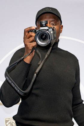 CELEBRITES : Festival International de Comedie - Alpe Huez - 19 01 2026 ALPE D HUEZ, FRANCE - Ahmed Sylla attends the Chers Parents Photocall during the 29th L Alpe d Huez International Comedy Film Festival on January 19, 2026 in Alpe d Huez, France. Photo by Sandrine Thesillat PsNewZ  Copyright: xSandrinexTHESILLATx