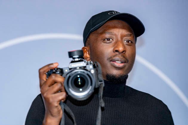 CELEBRITES : Festival International de Comedie - Alpe Huez - 19 01 2026 ALPE D HUEZ, FRANCE - Ahmed Sylla attends the Chers Parents Photocall during the 29th L Alpe d Huez International Comedy Film Festival on January 19, 2026 in Alpe d Huez, France. Photo by Sandrine Thesillat PsNewZ  Copyright: xSandrinexTHESILLATx