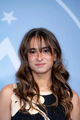 CELEBRITES : Festival International de Comedie - Alpe Huez - 19 01 2026 ALPE D HUEZ, FRANCE - ThaÃ¯s Alessandrin attends the Chers Parents Photocall during the 29th L Alpe d Huez International Comedy Film Festival on January 19, 2026 in Alpe d Huez, France. Photo by Sandrine Thesillat PsNewZ  Copyright: xSandrinexTHESILLATx