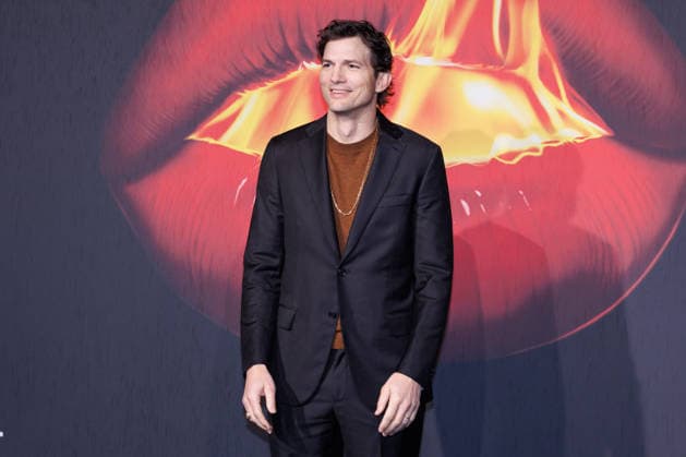 News - Red Carpet - THE BEAUTY Ashton Kutcher attends the red carpet of the movie THE BEAUTY on January 19, 2026 at Terme di Diocleziano, Rome, Italy Rome Terme di Diocleziano Italy Copyright: xEmanuelaxVertollix xLiveMediax LPN_2248947