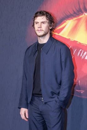 News - Red Carpet - THE BEAUTY Evan Peters attends the red carpet of the movie THE BEAUTY on January 19, 2026 at Terme di Diocleziano, Rome, Italy Rome Terme di Diocleziano Italy Copyright: xEmanuelaxVertollix xLiveMediax LPN_2248976