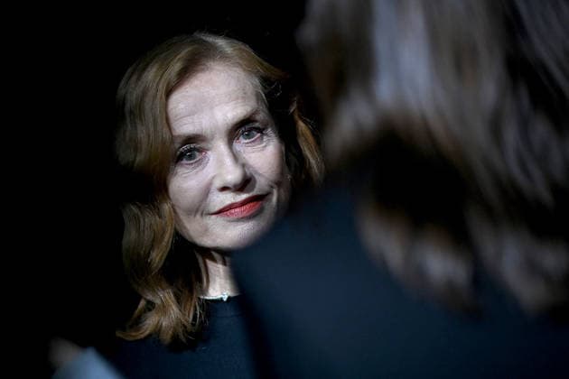 Cesar Revelations 2026 Photocall In Paris. FC PARIS, FRANCE - JANUARY 19 Isabelle Huppert attend the Cesar - Revelations 2026 Photocall at Elysee Montmartre on January 19, 2026 in Paris, France. Photo by Franck Castel ABACAPRESS.COM Paris France  Copyright: xCastelxFranck ABACAx