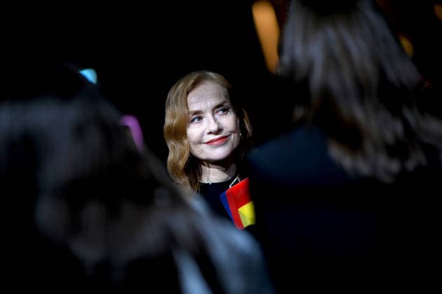 Cesar Revelations 2026 Photocall In Paris. FC PARIS, FRANCE - JANUARY 19 Isabelle Huppert attend the Cesar - Revelations 2026 Photocall at Elysee Montmartre on January 19, 2026 in Paris, France. Photo by Franck Castel ABACAPRESS.COM Paris France  Copyright: xCastelxFranck ABACAx