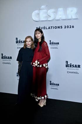 Cesar Revelations 2026 Photocall In Paris. FC PARIS, FRANCE - JANUARY 19 Isabelle Huppert and Bella Kim attend the Cesar - Revelations 2026 Photocall at Elysee Montmartre on January 19, 2026 in Paris, France. Photo by Franck Castel ABACAPRESS.COM Paris France  Copyright: xCastelxFranck ABACAx