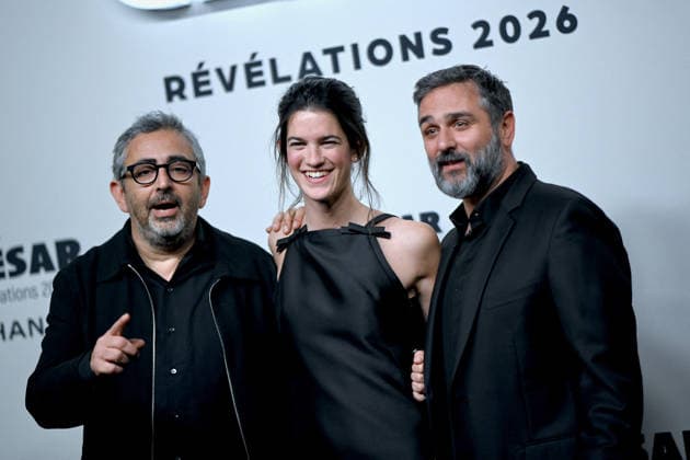 Cesar Revelations 2026 Photocall In Paris. FC PARIS, FRANCE - JANUARY 19 Eric Toledano, Suzanne Lindon and Olivier Nakache attend the Cesar - Revelations 2026 Photocall at Elysee Montmartre on January 19, 2026 in Paris, France. Photo by Franck Castel ABACAPRESS.COM Paris France  Copyright: xCastelxFranck ABACAx