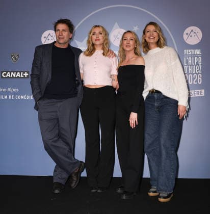 29eme Festival International du Film de Comedie de lAlpe dHuez 2026 International Alpe dHuez Comedy Film Festival Thomas Jouannet, Chloe Jouannet, Audrey Lamy et Alexandra Lamy 452324 2026 01 19 Alpe dHuez France  Copyright: xIsabellexVautierx xStarfacex STAR_452324_091