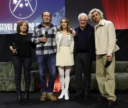 29eme Festival International du Film de Comedie de lAlpe dHuez 2026 International Alpe d Huez Comedy Film Festival Armelle Patron, Emmanuel Patron, Pauline Clement, Andre Dussollier et Thomas Soliveres 452324 2026 01 19 Alpe dHuez France  Copyright: xIsabellexVautierx xStarfacex STAR_452324_128