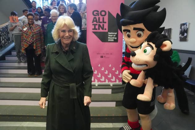 . 19 01 2026. Edinburgh, United Kingdom. Queen Camilla meets Beano comic characters during a visit to the National Library of Scotland in Edinburgh, United Kingdom.  xi-Imagesx xPoolx IIM-26518-0002