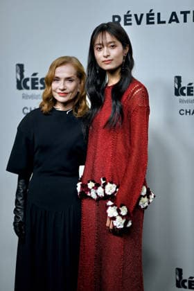 Cesar Revelations 2026 Photocall In Paris. FC PARIS, FRANCE - JANUARY 19 Isabelle Huppert and Bella Kim attend the Cesar - Revelations 2026 Photocall at Elysee Montmartre on January 19, 2026 in Paris, France. Photo by Franck Castel ABACAPRESS.COM Paris France  Copyright: xCastelxFranck ABACAx