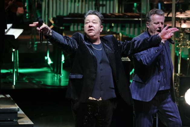 19 01 2026, Die Prinzen, Saenger, in concert live at Friedrichstadtpalast, Berlin, Sebastian Krumbiegel, Berlin
