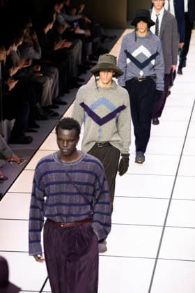 Milan Fashion Week - Men F W 2026-27 Giorgio Armani Fashion Show Vibes Milan, Italy Milan Fashion Week - Men F W 2026-27 Giorgio Armani Fashion Show Vibes Milan, Italy 19th January 2026 SGPItalia id 134325_003 Not Exclusive  Copyright: xALFONSOxCATALANO SGPITALIAx