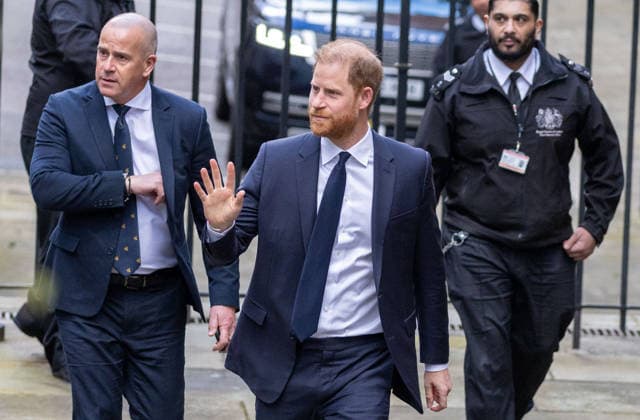 January 20, 2026, London, England, United Kingdom: Prince HARRY, the Duke of Sussex, arrives at the Royal Courts Of Justice, central London, for the second day of trial over allegations of unlawful information gathering brought against Associated Newspapers Limited (ANL) by seven people - the Duke of Sussex, Baroness Doreen Lawrence, Sir Elton John, David Furnish, Liz Hurley, Sadie Frost and Sir Simon Hughes. London United Kingdom - ZUMAs262 20260120_zip_s262_006 Copyright: xTayfunxSalcix