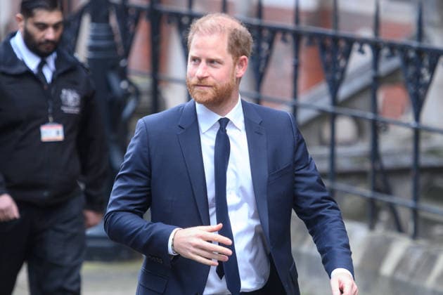 Prince Harry Arrives for Associated Newspapers Court Case at Royal Courts Of Justice, London, UK - Tuesday 20 January Prince Harry arrives at The Royal Courts Of Justice in London, England, UK on Tuesday 20 January, 2026 for a court case with the Associated Newspapers Ltd (ANL) over unlawful surveillance methods., Credit:Justin Ng Avalon UK, England, London, Royal Courts Of Justice  Copyright: xJustinxNgx xAvalonx 1067617800