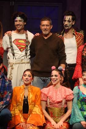 Antonio Banderas presents Godspell, The Musical in Madrid Antonio Banderas, along with the rest of the cast, during the presentation of Godspell, The Musical at the Gran Teatro Pavón, on January 20, 2026, in Madrid Spain FAMOUS MUSICAL GOSPELL Raú Madrid Madrid Madrid Spain  Copyright: xRaulxTerrelx 7231320