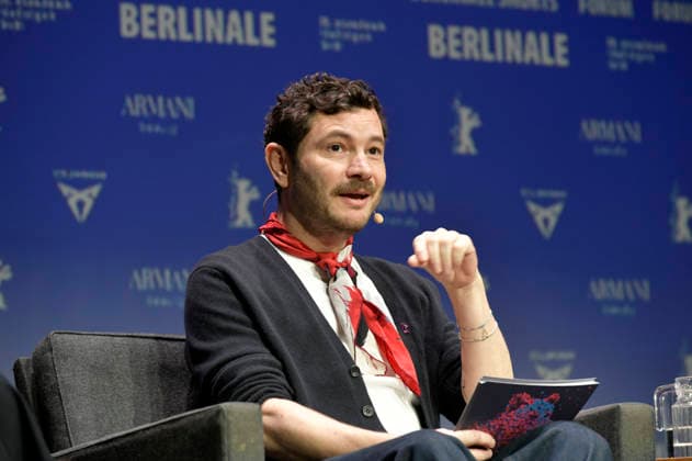 Michael Stütz presenting the merchandise items before the program press conference of the Berlinale 2026 76 Berlin International Film Festival at the Akademie der Künste Berlin, 20 01 2026 Foto:xM.xBehrensx xFuturexImagex berlinale_pk_6128