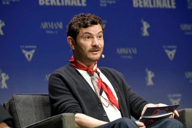 Michael Stütz presenting the merchandise items before the program press conference of the Berlinale 2026 76 Berlin International Film Festival at the Akademie der Künste Berlin, 20 01 2026 Foto:xM.xBehrensx xFuturexImagex berlinale_pk_6130