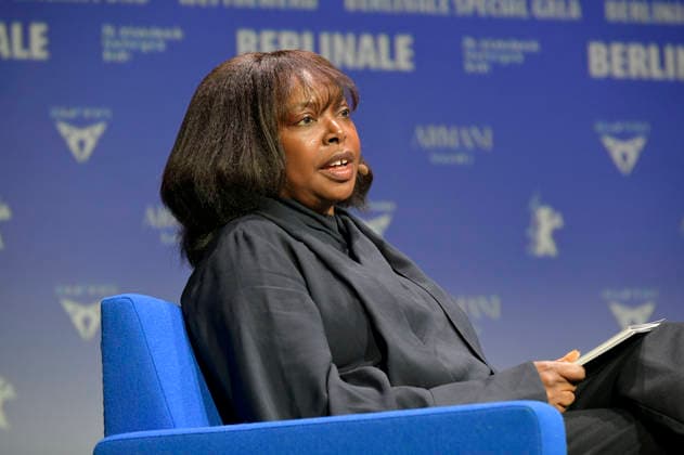 Jacqueline Lyanga presenting the merchandise before the program press conference of the Berlinale 2026 76 Berlin International Film Festival at the Akademie der Künste Berlin, 20 01 2026 Foto:xM.xBehrensx xFuturexImagex berlinale_pk_6133