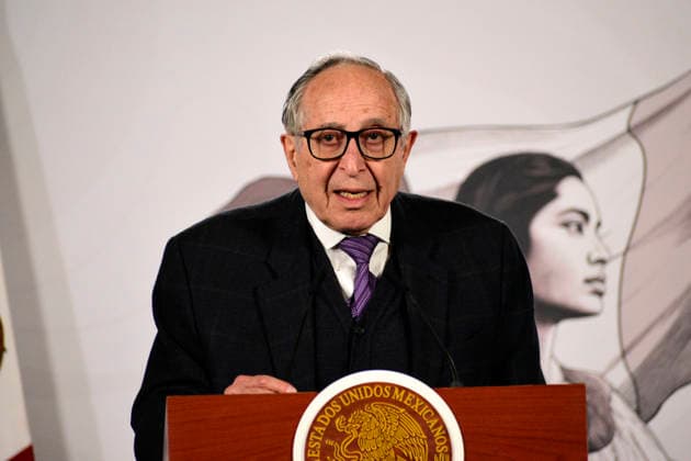 Mexico™s President Claudia Sheinbaum News Conference Mexico s Health Minister, David Kershenobich Stalnikowitz speaks about the measles outbreak and vaccination campaigns during a briefing conference at the National Palace. on January 20, 2026, in Mexico City, Mexico. (Photo by Luis Barron Eyepix Group) Copyright: xLuisxBarronx xEyepixxGroupx LB_20012026_174924