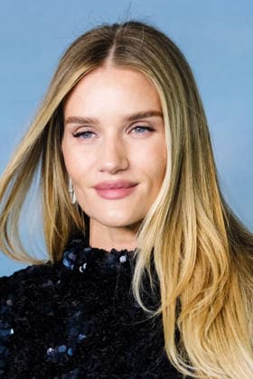 UK Premiere of Shelter on Tuesday 20 January 2026 Rosie Huntington-Whiteley seen at the UK Premiere of Shelter on Tuesday 20 January 2026 at Cineworld Leicester Square, London. ., Credit:Julie Edwards Avalon  Copyright: xJuliexEdwardsx xAvalonx 1067750657