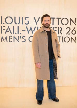 PFW Louis Vuitton Photocall EB Pio Marmaï attends the Louis Vuitton Menswear Fall Winter 2026-2027 show as part of Paris Fashion Week on January 20, 2026 in Paris, France. Photo by Eliot Blondet ABACAPRESS.COM Paris France France  Copyright: xBlondetxEliot ABACAx
