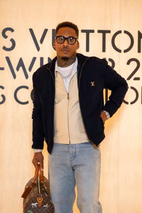 PFW Louis Vuitton Photocall EB AzChike attends the Louis Vuitton Menswear Fall Winter 2026-2027 show as part of Paris Fashion Week on January 20, 2026 in Paris, France. Photo by Eliot Blondet ABACAPRESS.COM Paris France France  Copyright: xBlondetxEliot ABACAx
