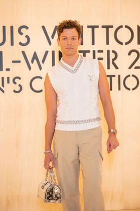 PFW Louis Vuitton Photocall EB George Tabor-King attends the Louis Vuitton Menswear Fall Winter 2026-2027 show as part of Paris Fashion Week on January 20, 2026 in Paris, France. Photo by Eliot Blondet ABACAPRESS.COM Paris France France  Copyright: xBlondetxEliot ABACAx