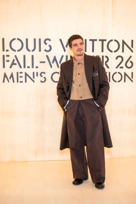 PFW Louis Vuitton Photocall EB Niels Schneider attends the Louis Vuitton Menswear Fall Winter 2026-2027 show as part of Paris Fashion Week on January 20, 2026 in Paris, France. Photo by Eliot Blondet ABACAPRESS.COM Paris France France  Copyright: xBlondetxEliot ABACAx