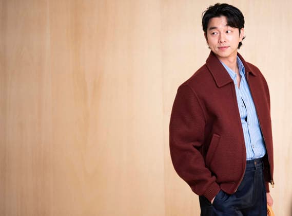 PFW Louis Vuitton Photocall EB Gong Yoo attends the Louis Vuitton Menswear Fall Winter 2026-2027 show as part of Paris Fashion Week on January 20, 2026 in Paris, France. Photo by Eliot Blondet ABACAPRESS.COM Paris France France  Copyright: xBlondetxEliot ABACAx