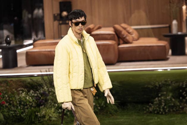 PFW - Louis Vuitton Menswear Ready-to-wear Fall-Winter 2026 2027 collection - Runway A model presents a creation for the Louis Vuitton Menswear Ready-to-wear Fall-Winter 2026 2027 collection as part of the Paris Fashion Week in Paris on January 20, 2026. Photo by Alexis Jumeau ABACAPRESS.COM Paris France  Copyright: xJumeauxAlexis ABACAx